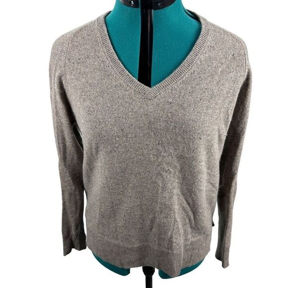 Ann Taylor oatmeal cashmere v-neck sweater- Size M - Picture 1 of 7